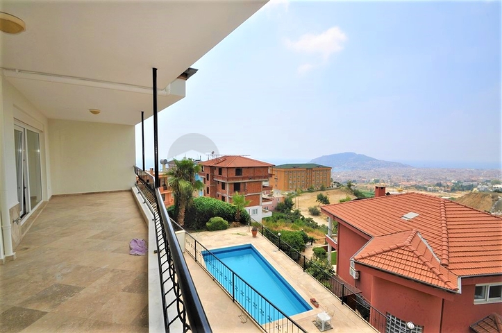 Вилла с собственным бассейном