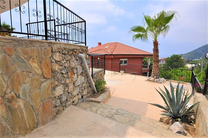 Вилла с собственным бассейном