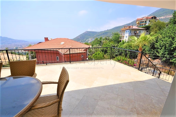 Вилла с собственным бассейном