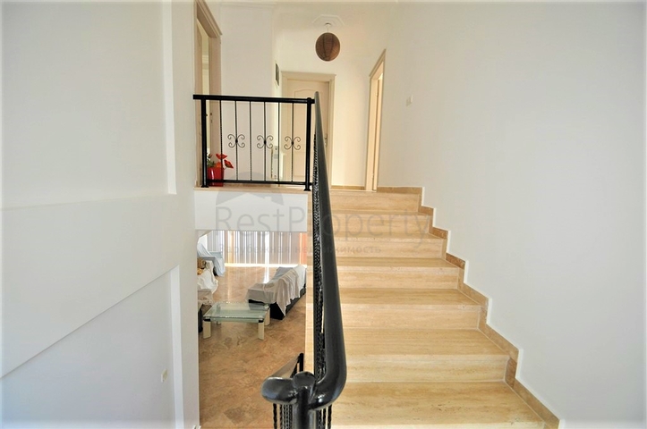 Вилла с собственным бассейном