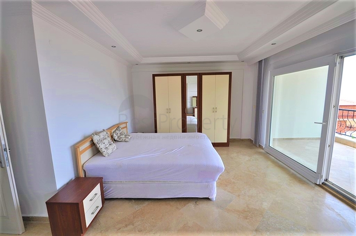 Вилла с собственным бассейном