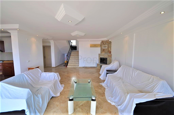 Вилла с собственным бассейном