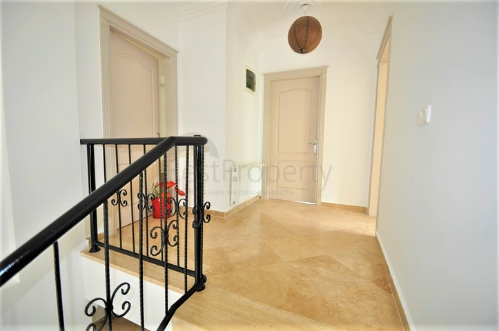 Вилла с собственным бассейном