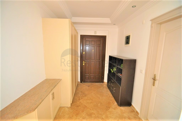 Вилла с собственным бассейном