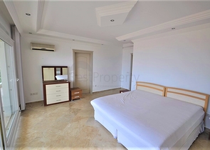 Вилла с собственным бассейном