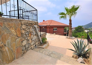 Вилла с собственным бассейном