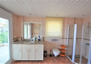 Вилла с собственным бассейном