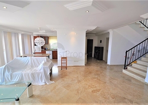 Вилла с собственным бассейном