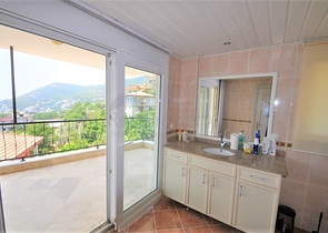 Вилла с собственным бассейном