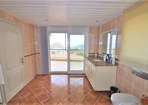 Вилла с собственным бассейном