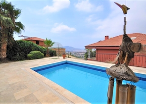 Вилла с собственным бассейном