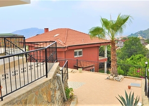 Вилла с собственным бассейном