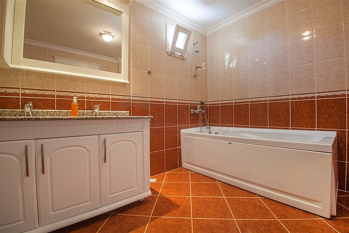 Большая вилла - для большой семьи