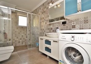 Большая вилла с камином