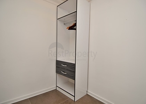 Большая вилла с камином