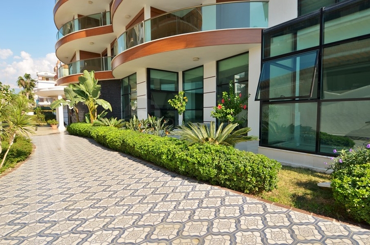 Меблированные апартаменты на берегу Средиземного моря