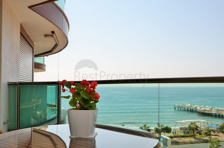 Меблированные апартаменты на берегу Средиземного моря