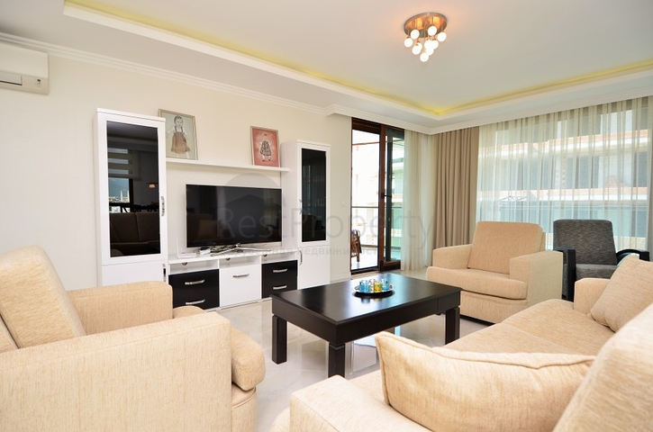 Меблированные апартаменты на берегу Средиземного моря