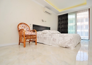 Меблированные апартаменты на берегу Средиземного моря