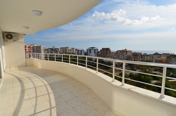 Пентхаус в комплексе с отельной инфраструктурой