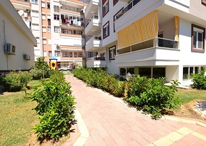 Уютная двухкомнатная квартира недалеко от пляжа