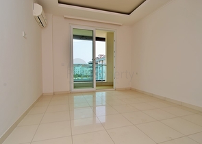 Трехкомнатная квартира на морском побережье