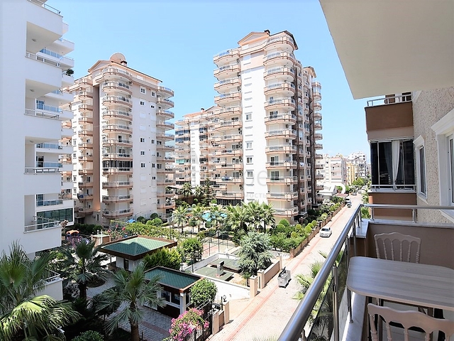 Двухкомнатная квартира с мебелью от собственника