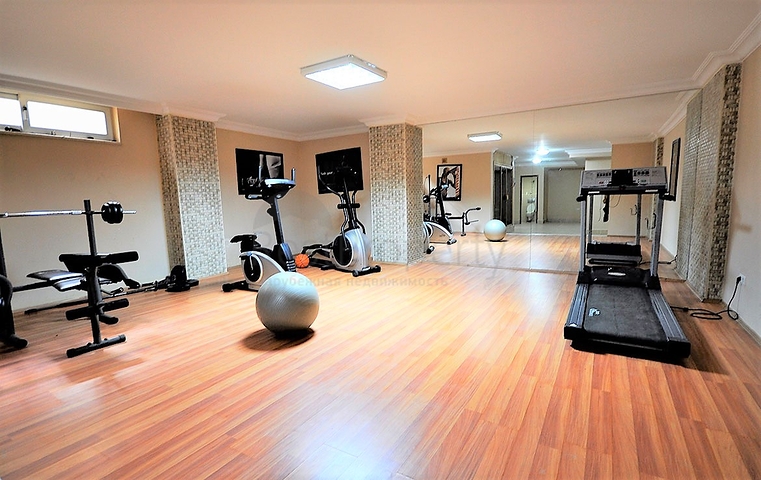 Меблированная квартира 2+1 с отдельной кухней через дорогу от пляжа