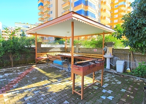 Меблированная квартира 2+1 с отдельной кухней через дорогу от пляжа