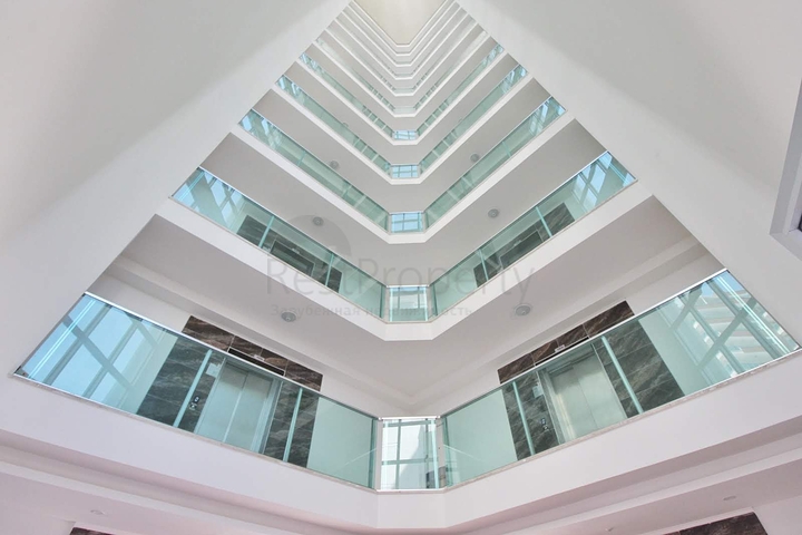 Двухкомнатная квартира в новом современном комплексе