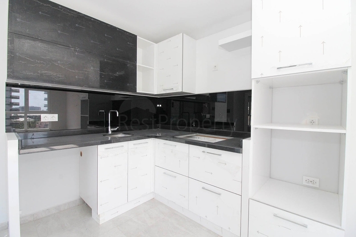 Двухкомнатная квартира в новом современном комплексе