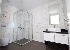 Двухкомнатная квартира в новом современном комплексе