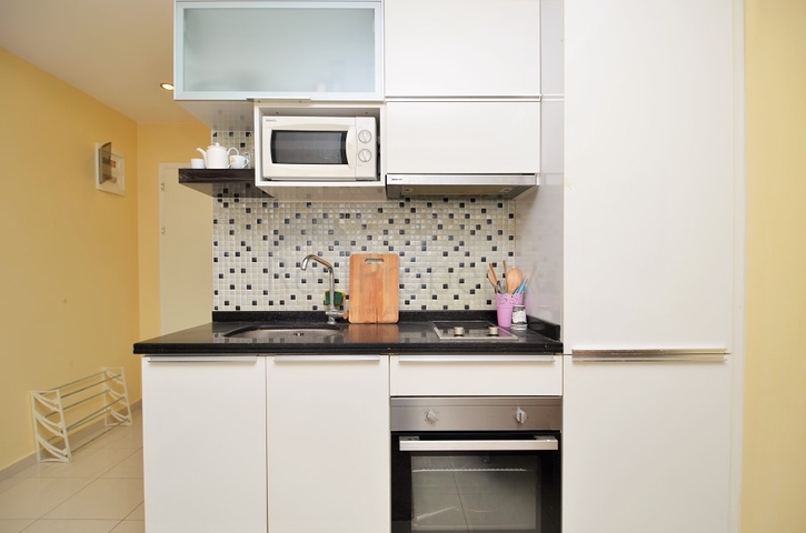 Уютная меблированная квартира в центре района Оба