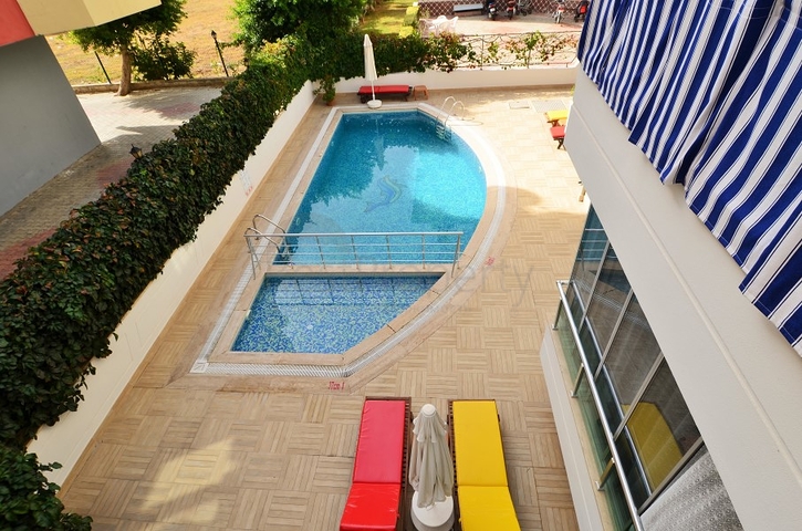 Уютная меблированная квартира в центре района Оба