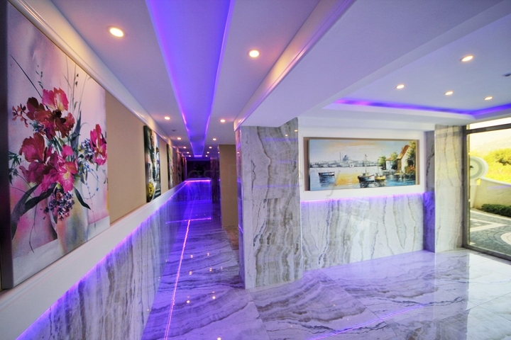 Трехкомнатная квартира с отдельной кухней