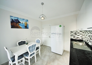 Трехкомнатная квартира с отдельной кухней