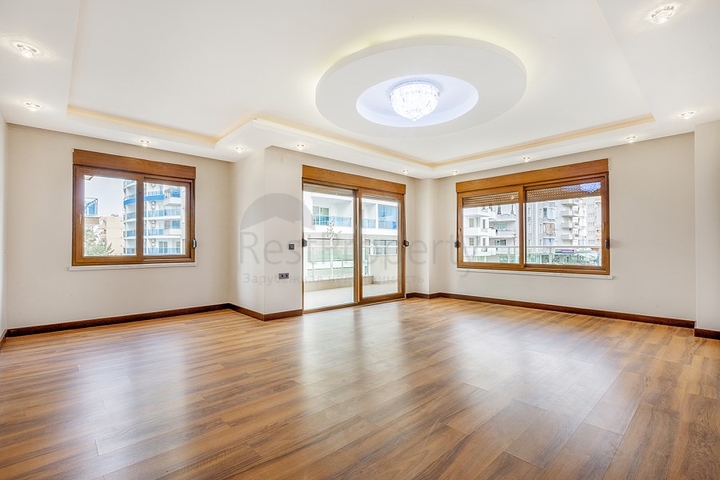 Четырехкомнатная квартира для большой семьи