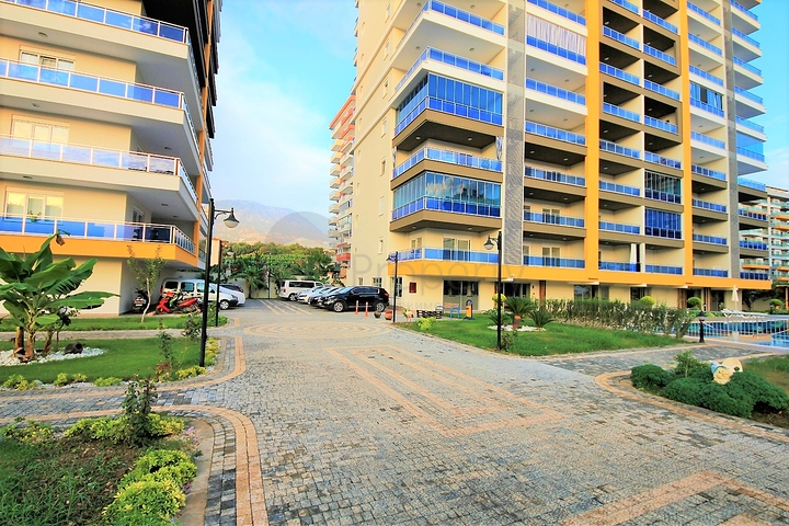 Двухкомнатная квартира в хорошем комплексе