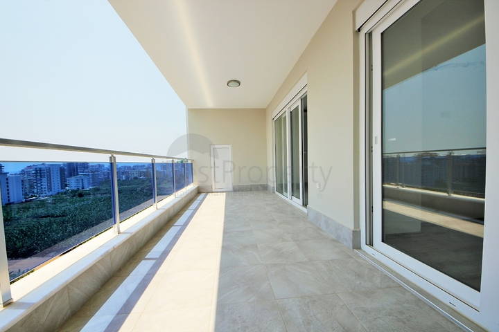 Двухкомнатная квартира в хорошем комплексе