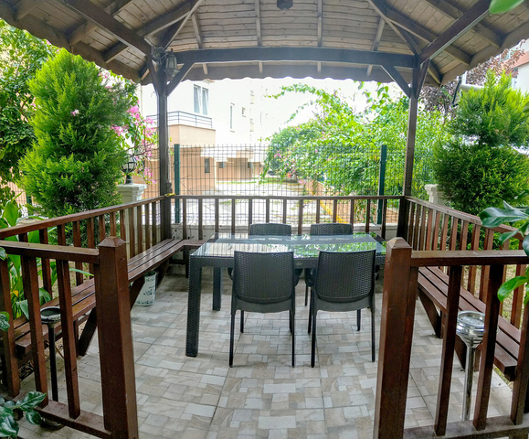 Двухуровневые квартиры 2+1 и 3+1 в Коньяалты Анталья