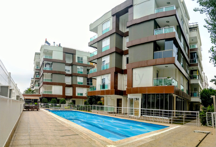 Двухуровневые квартиры 2+1 и 3+1 в Коньяалты Анталья