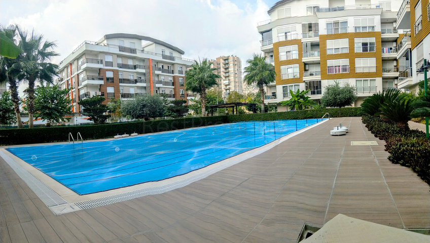 Квартира 2+1 в комплексе в центре Лимана Коньяалты