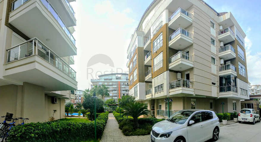 Квартира 2+1 в комплексе в центре Лимана Коньяалты