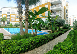 Квартира 2+1 в комплексе в центре Лимана Коньяалты