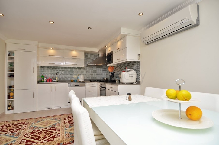 Дуплекс с выходом в сад в комплексе класса люкс