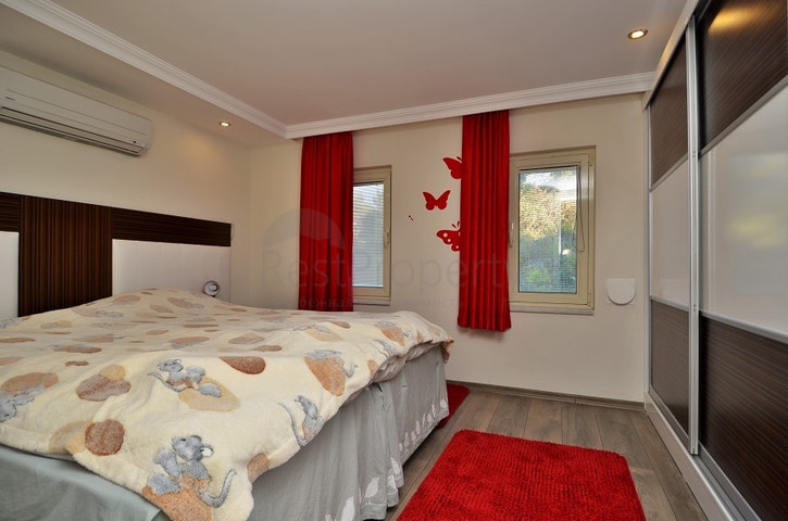 Дуплекс с выходом в сад в комплексе класса люкс