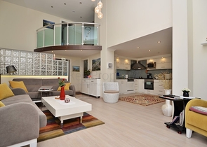 Дуплекс с выходом в сад в комплексе класса люкс