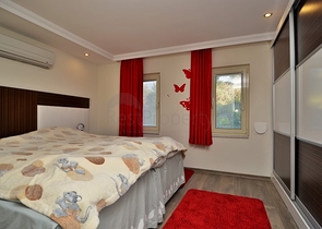 Дуплекс с выходом в сад в комплексе класса люкс