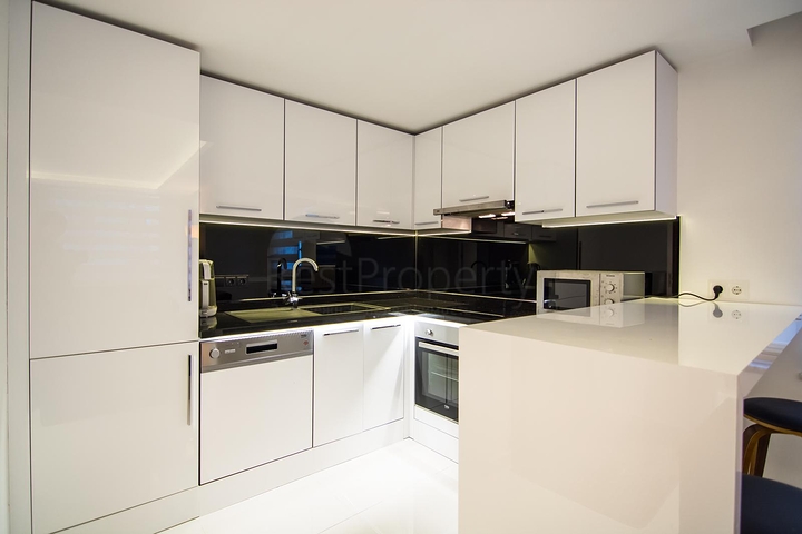 Двухкомнатные апартаменты в центре Алании