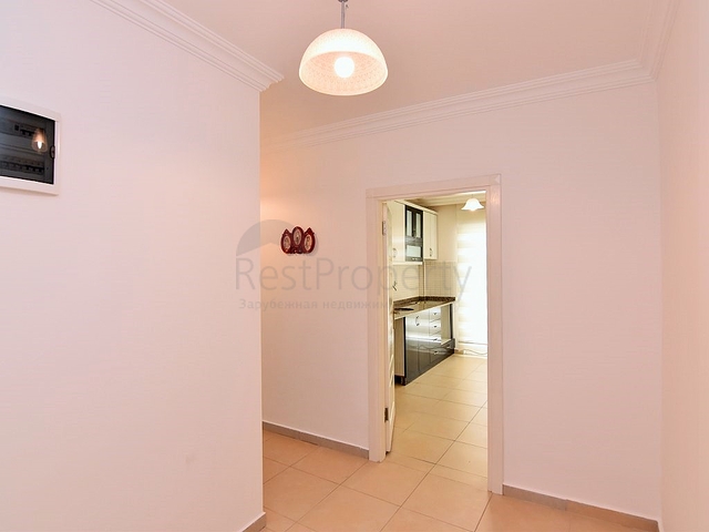 Трехкомнатная квартира с мебелью от собственника